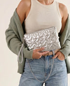 Yıldız Nakışlı Çapraz ve Clutch Çanta