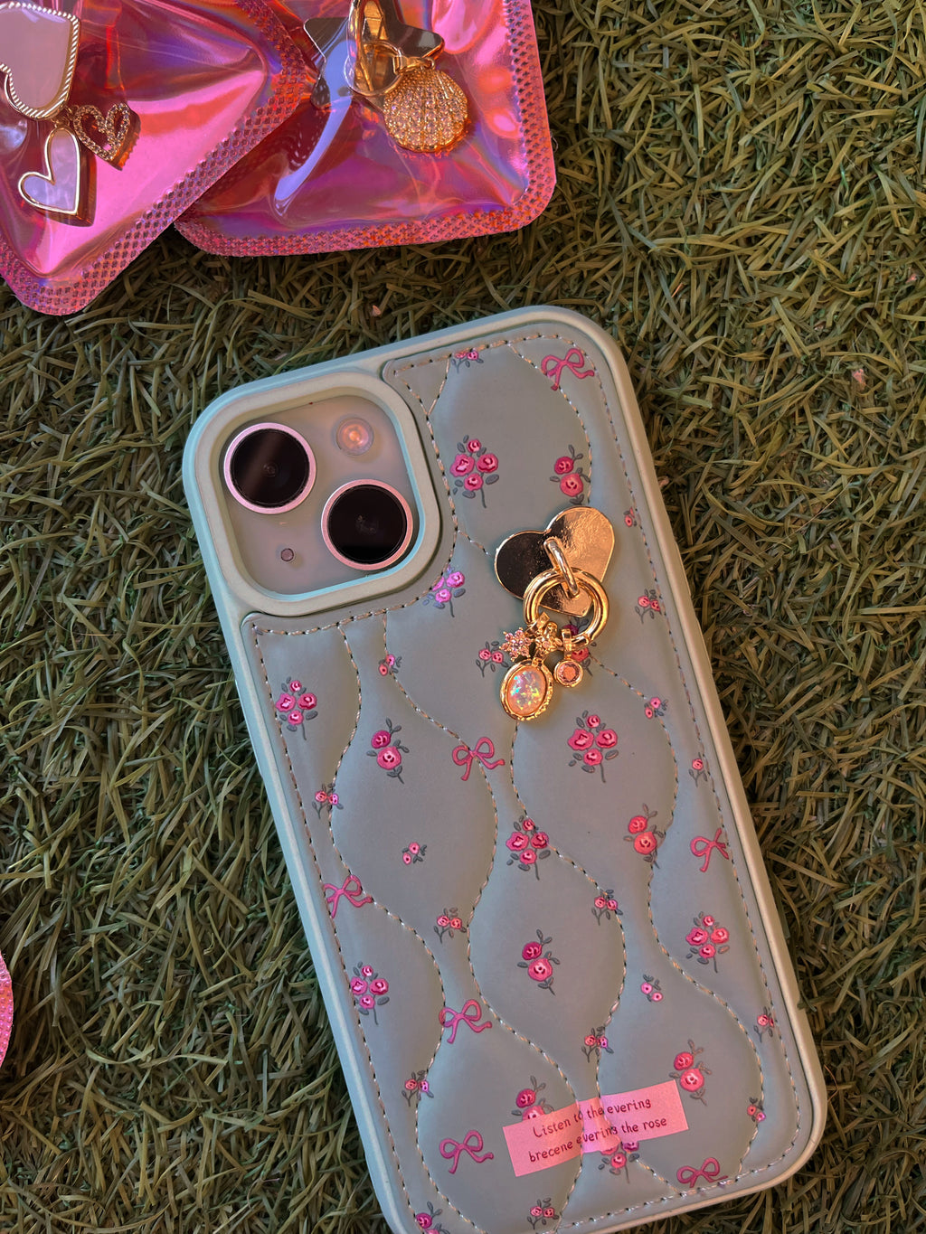 Göz Alıcı Opal Taşlı Telefon Charm'ı