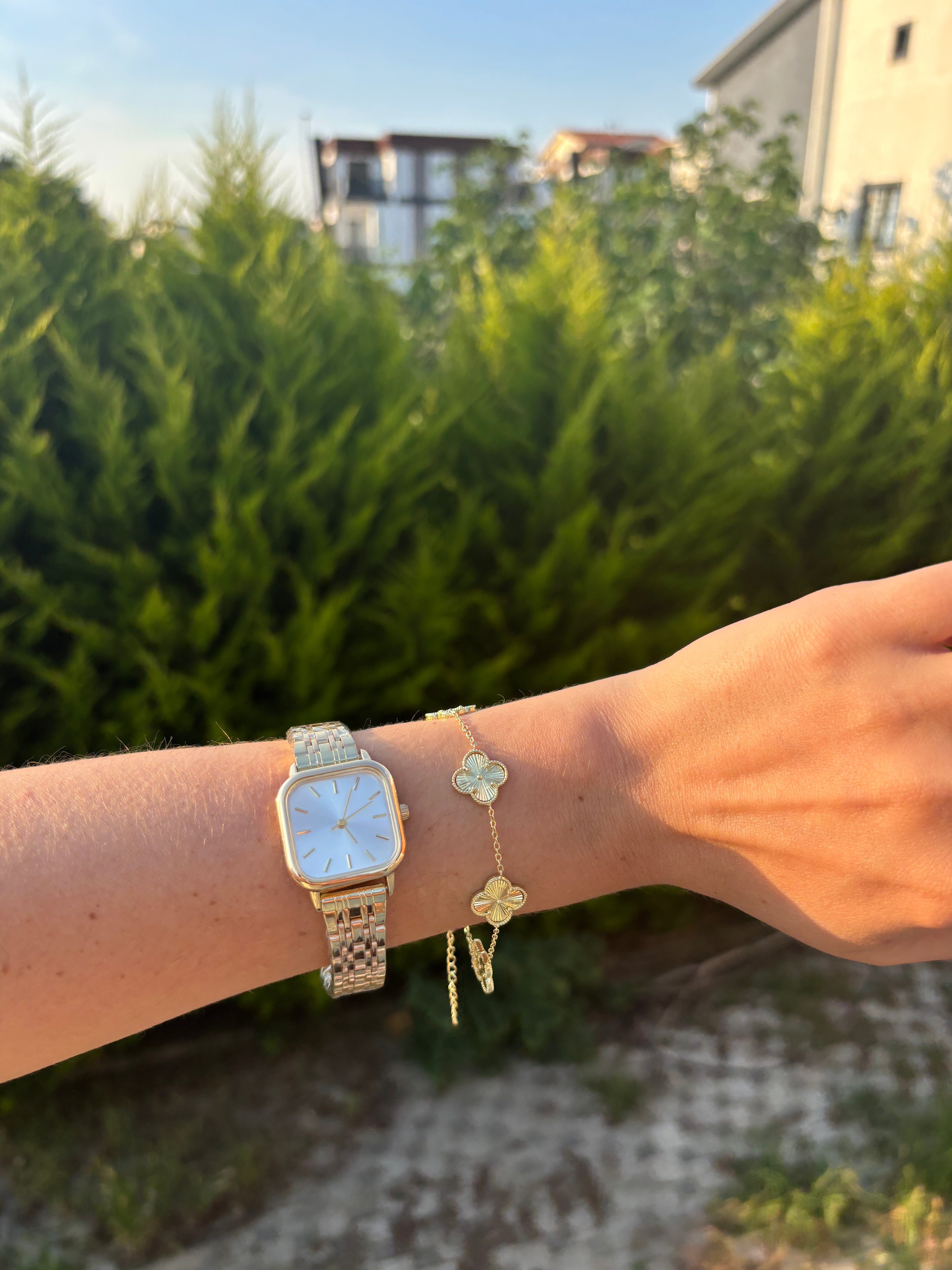 VIP Kalite Guilloché Desenli Yonca Bileklik – Gold