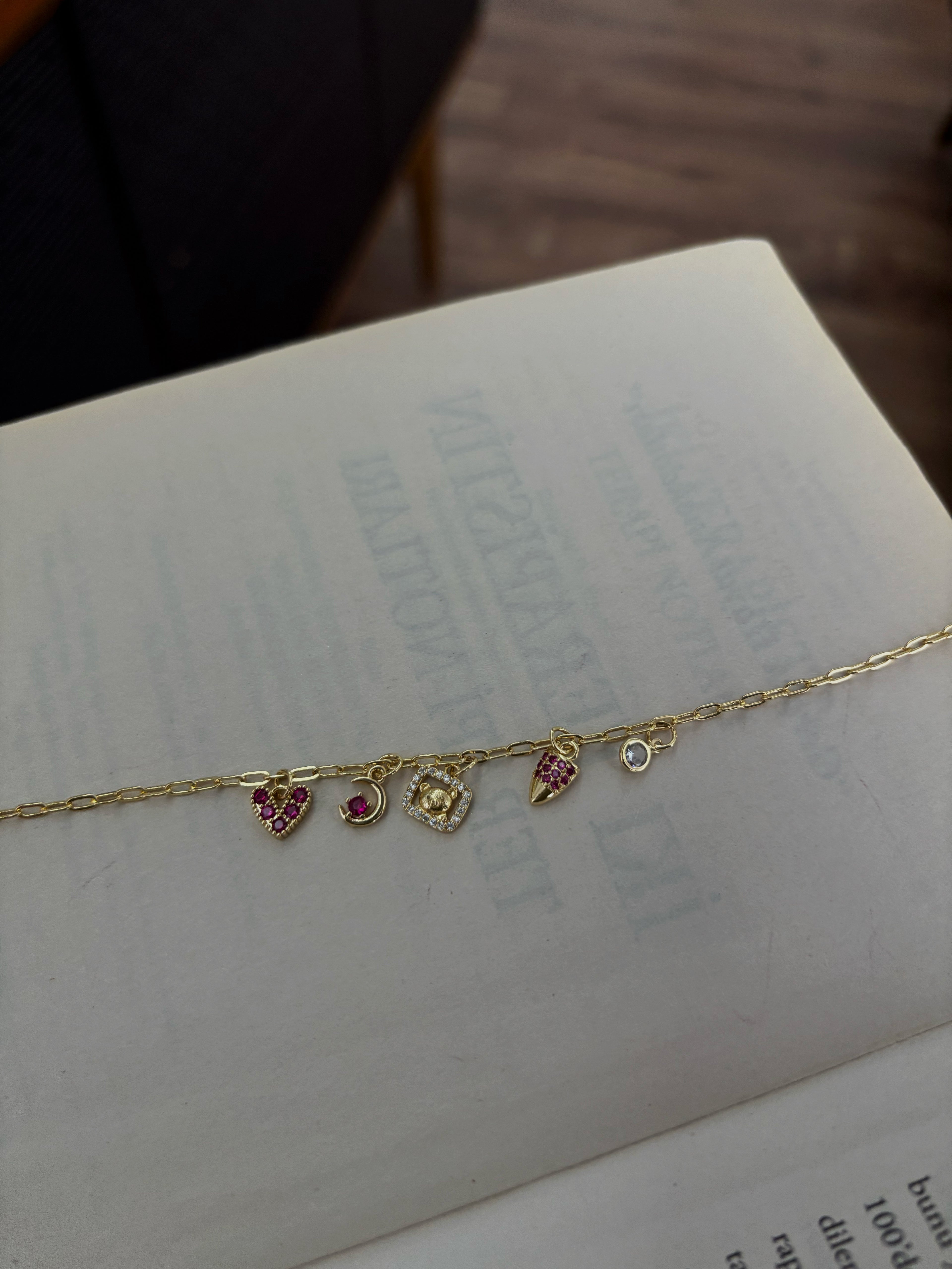 Işıltı Charm Bileklik