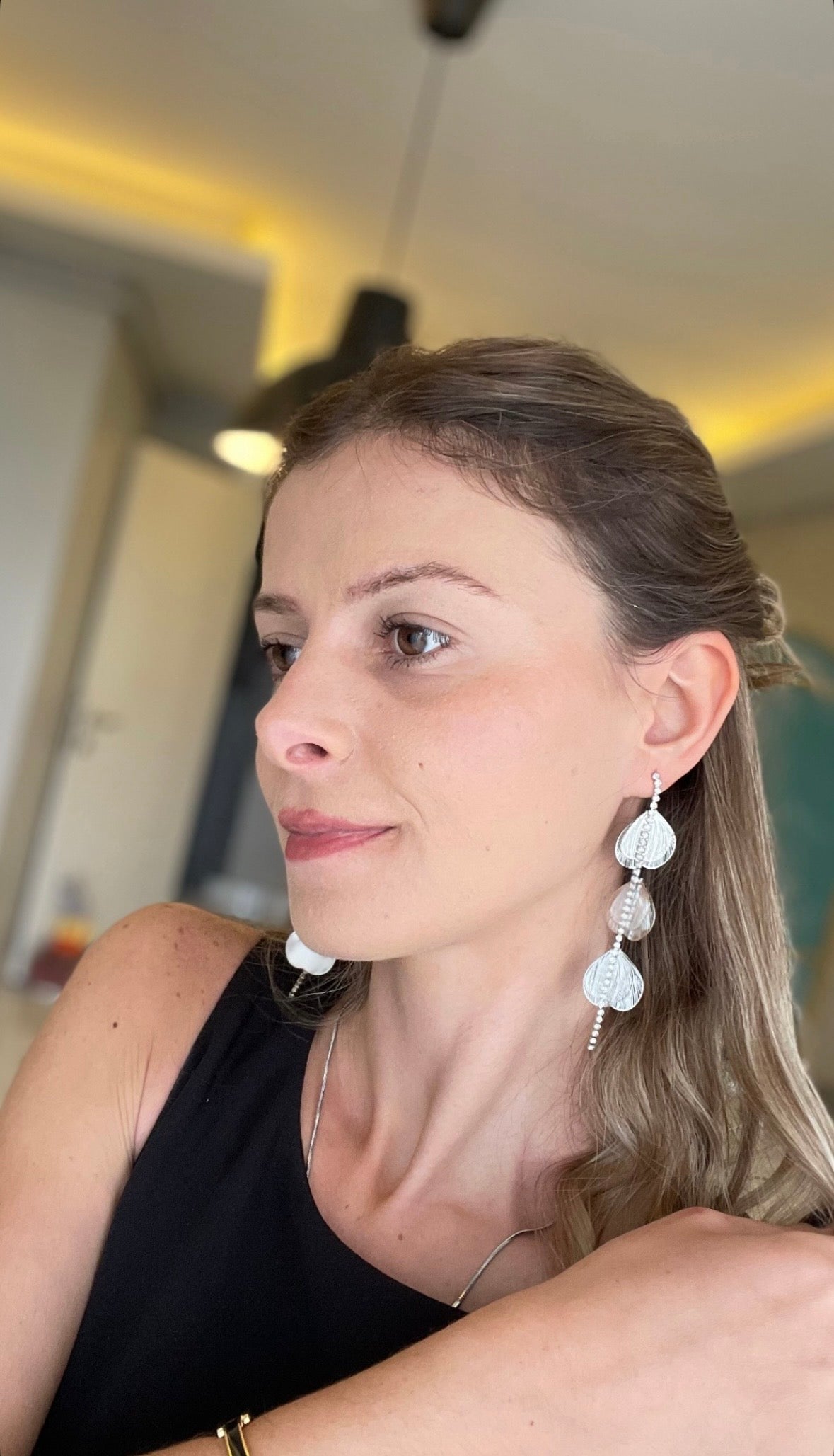 Aura Sallantılı Küpe