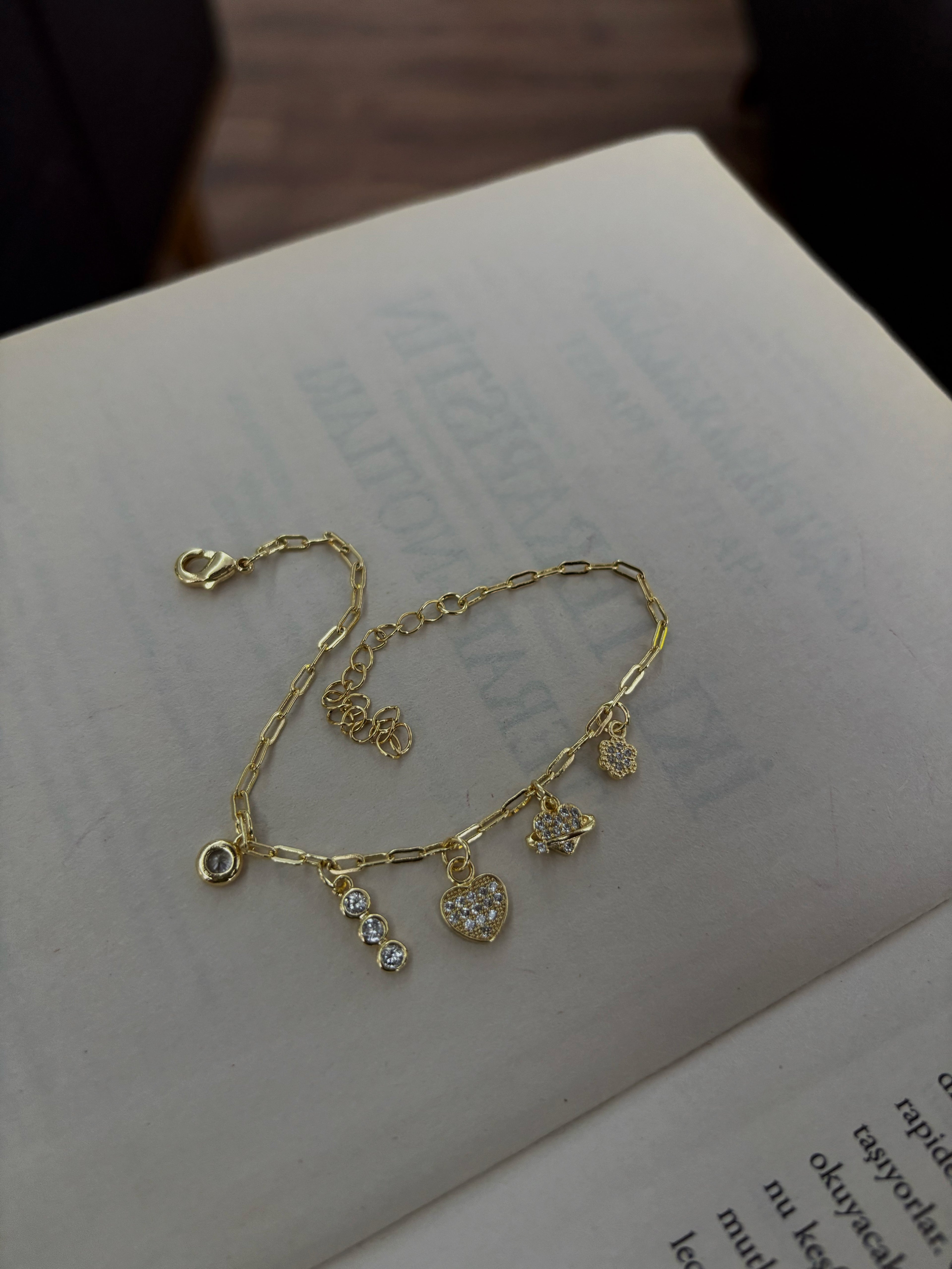 Eterna Charm Bileklik