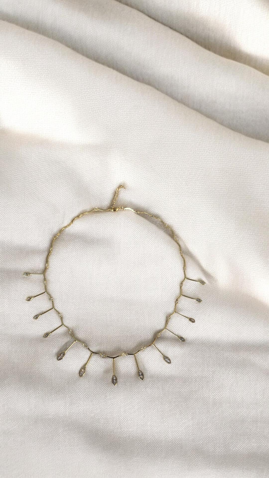 Işık Damlası Choker Kolye