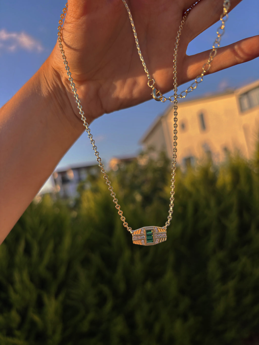 VIP Geometric Elegance Kolye