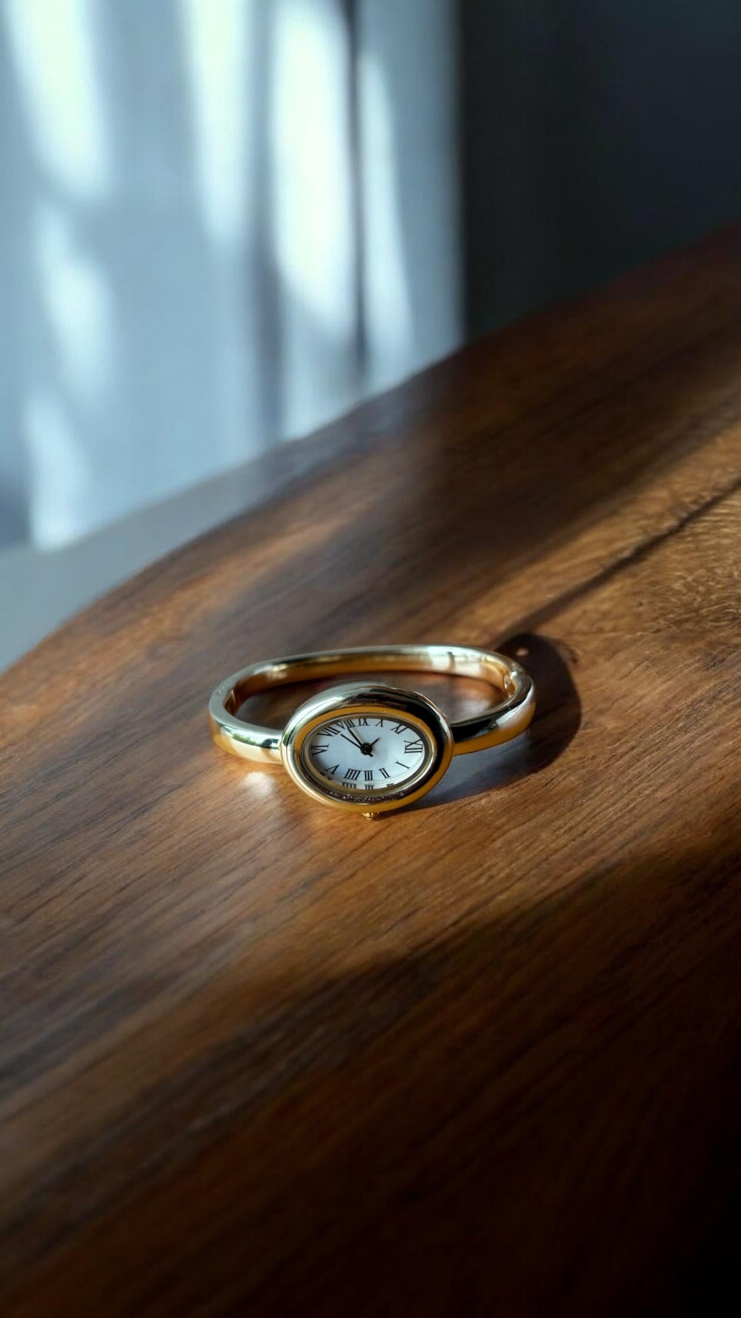 Luna Oval Saat