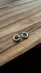 Duo İki Renkli (Gold-Silver) Modern Geçmeli Halka Küpe