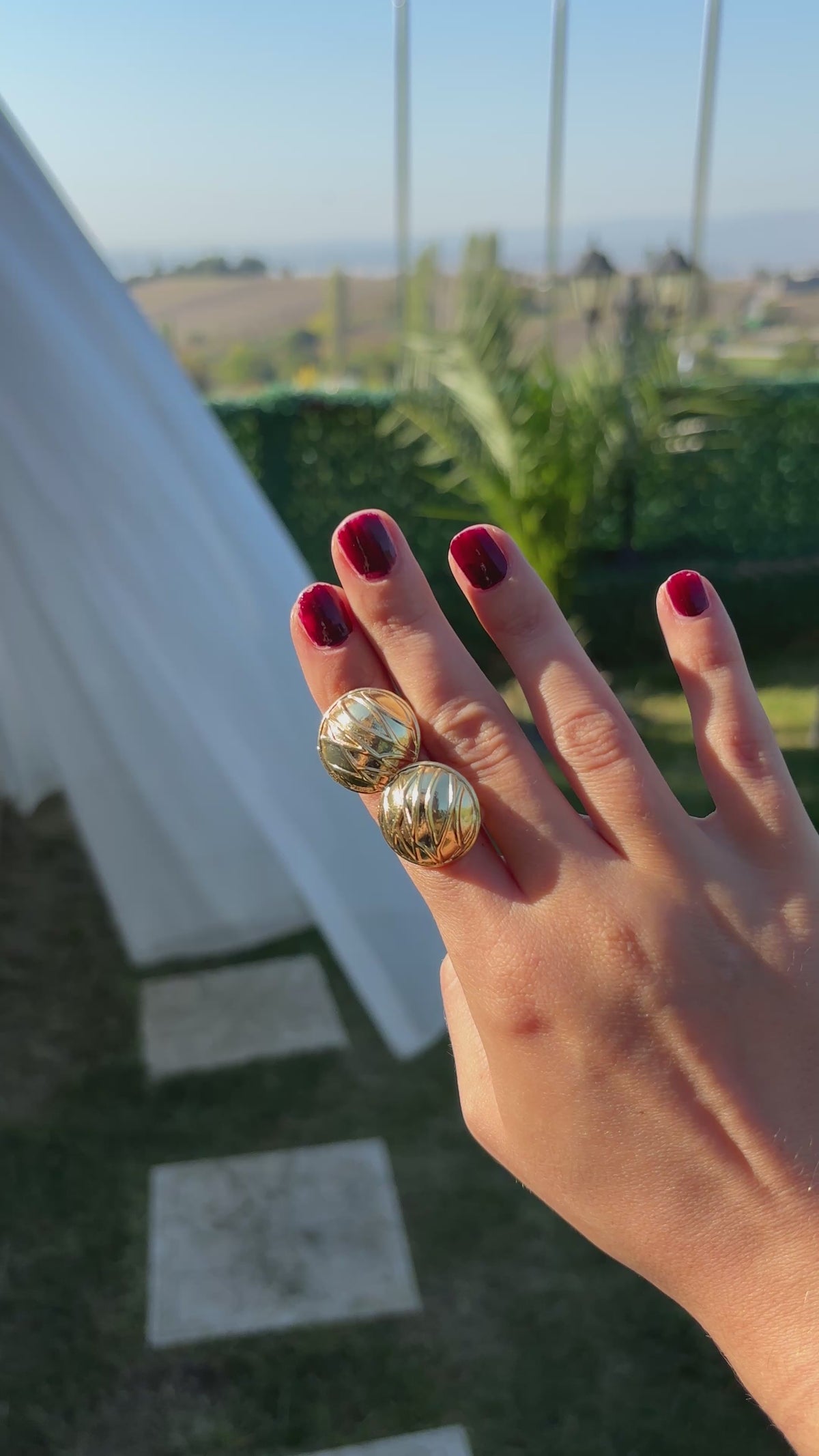 Gold Pirinç Kaplama Dokulu Bombe Küpe